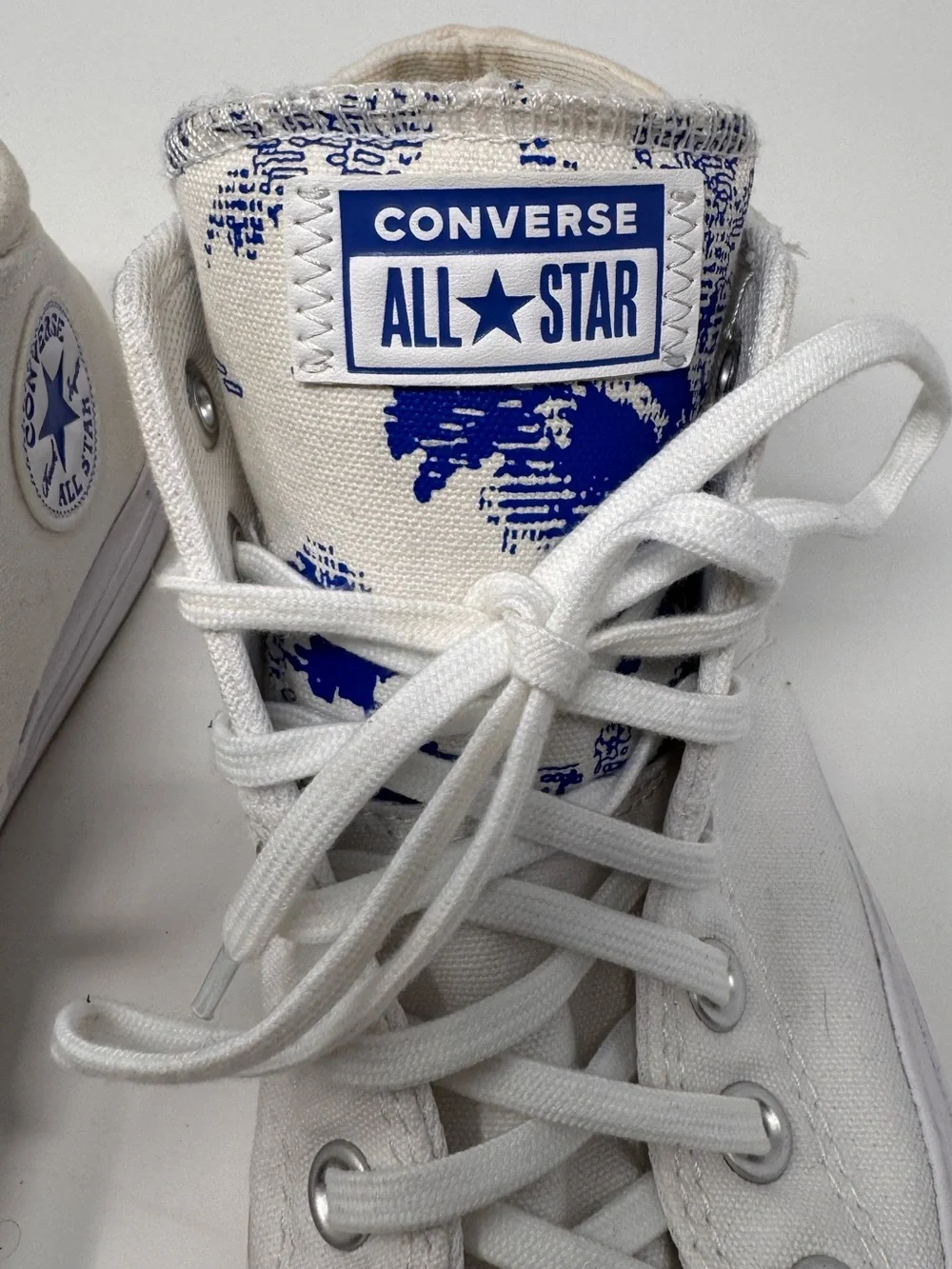 Converse gently used